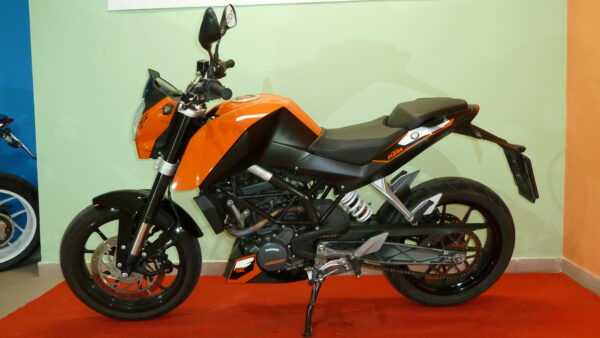 KTM Duke 125