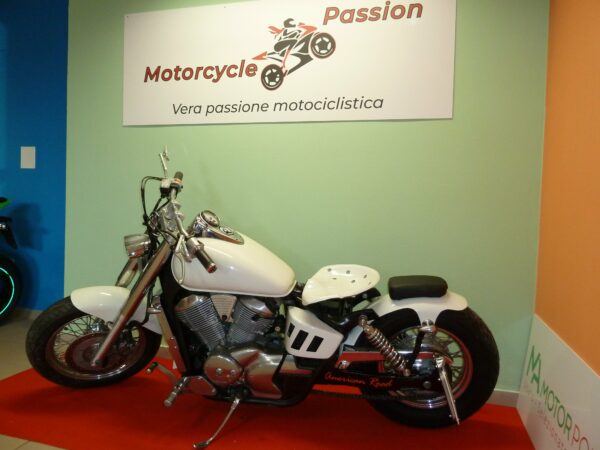 Honda VT750C Shadow