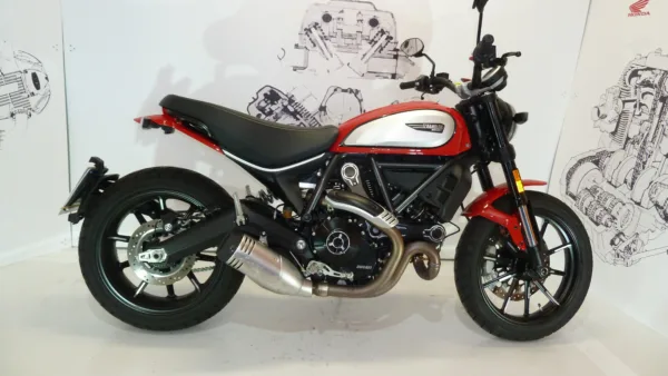 DUCATI SCRAMBLER 800 ICON